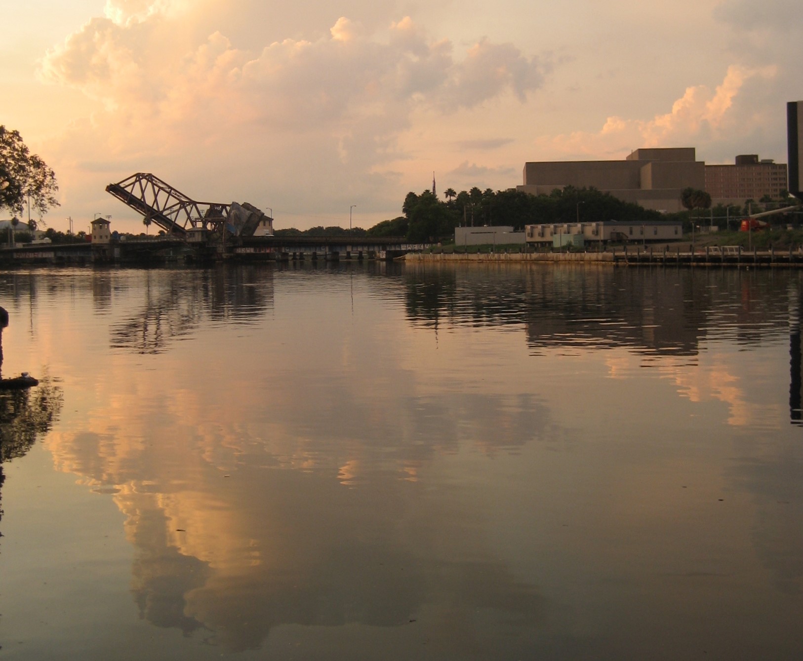 Hillsborough River (cropped)