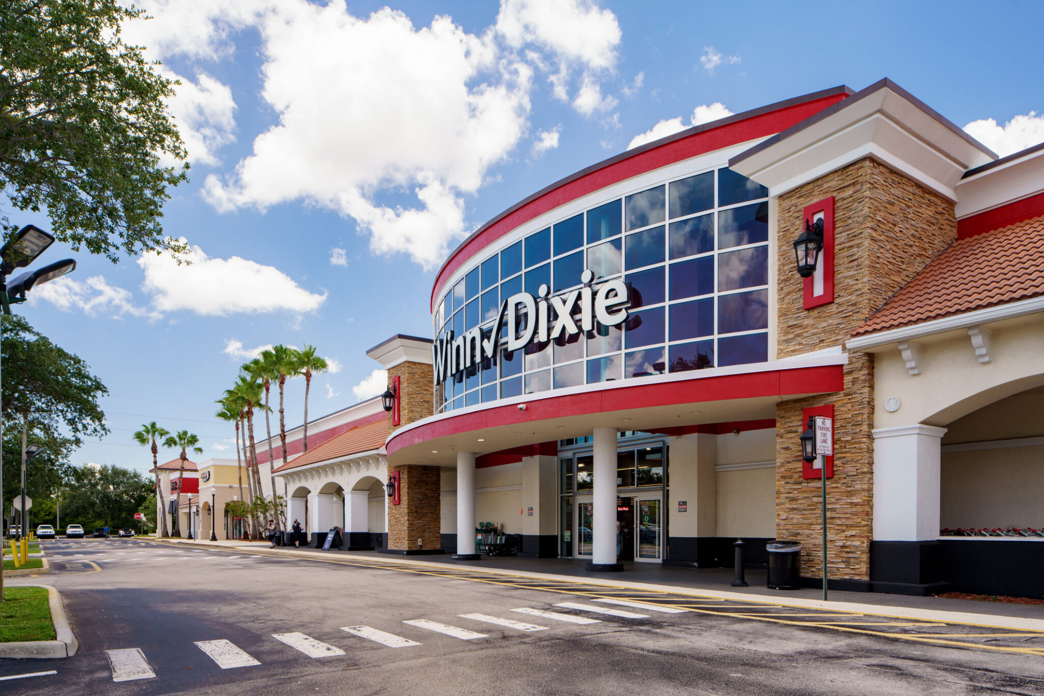 aldi-will-buy-winn-dixie-and-harveys-wmnf-88-5-fm